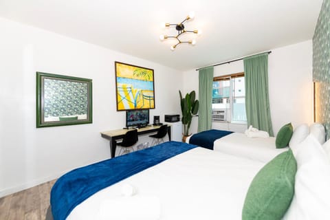 6768 Collins Miami Stays Apartment in Miami Beach