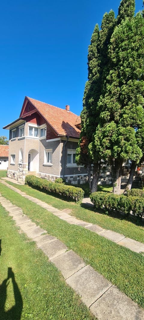 Property building, Spring, Day