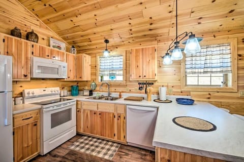 Mammoth Cave Cabin Rentals 4 Cabin in Nolin Lake