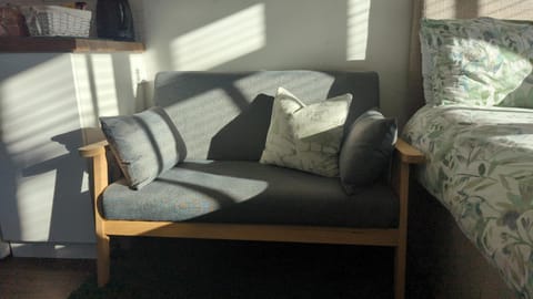 Oak Tree View - relax, reconnect, explore or work Apartment in Breckland District