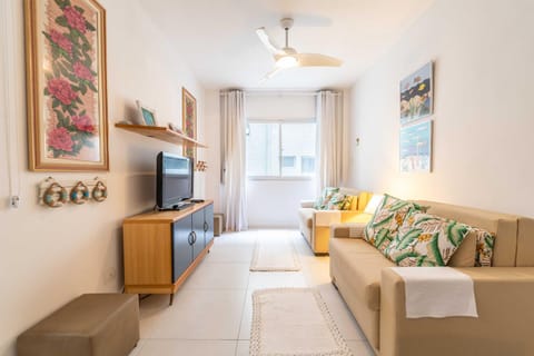 TV and multimedia, Living room, Seating area, fireplace