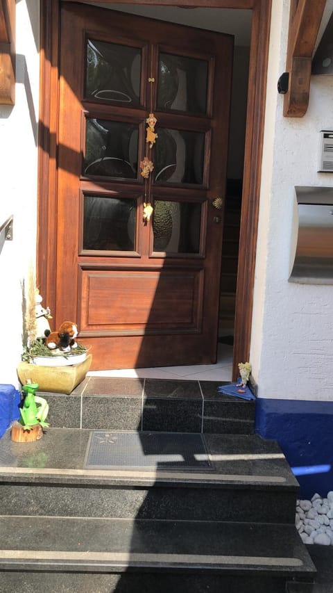 Property building, Facade/entrance, Day