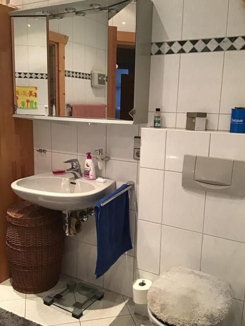 Toilet, Bathroom
