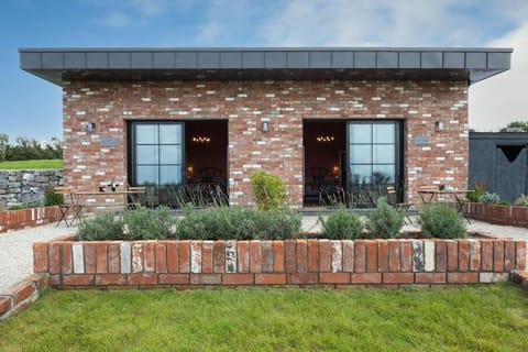 'The Stables' (Tigh Johnny Mór) House in Galway