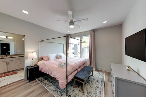 Lyric at Cleveland Park Lyric Manor House in East Nashville