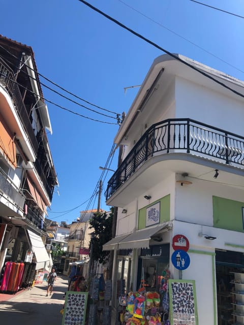 Property building, Summer, On site