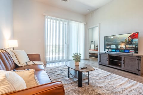 Cozy Spacious 1BR with Pool and Gym Pflugerville Austin Apartment in Pflugerville