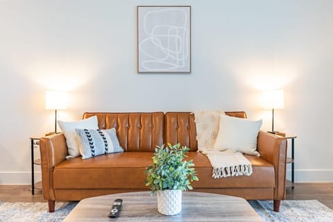 Cozy Spacious 1BR with Pool and Gym Pflugerville Austin Apartment in Pflugerville