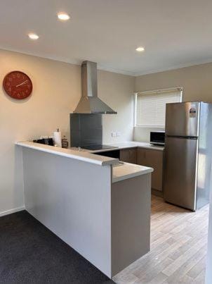 Kitchen or kitchenette, minibar, pet friendly, stove