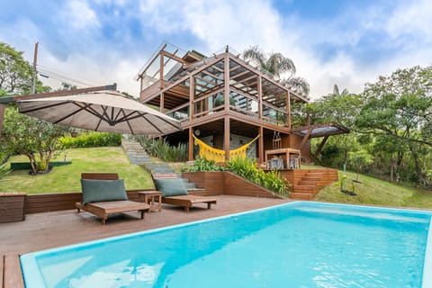 Hot Spring Bath, Swimming pool