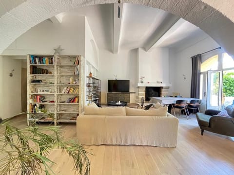 Villa Villeneuve Loubet, Maison en résidence Apartment in Villeneuve-Loubet