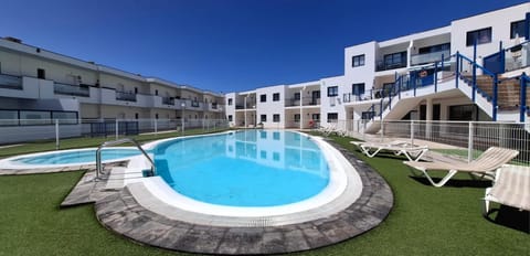 Property building, Pool view, Swimming pool