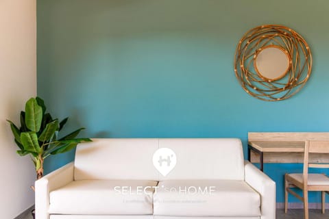 Living room, Decorative detail, Seating area