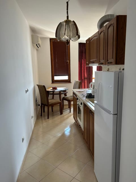 Голям апартамент с прекрасна гледка кьм морето Apartment in Nessebar