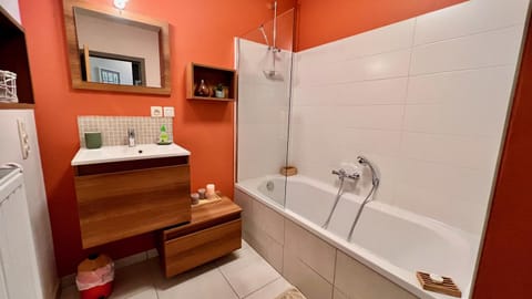 Shower, Bathroom, Bath