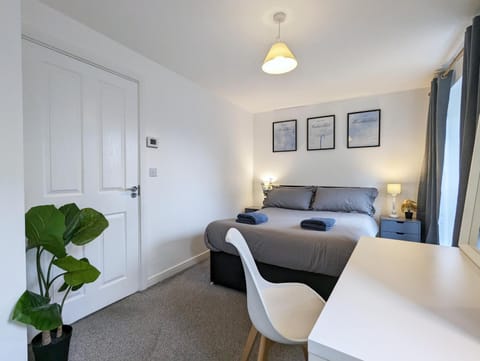 Guest Rooms Near City Centre & Anfield Free Parki House in Liverpool