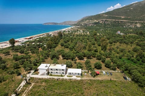 Day, Beach, Mountain view, Sea view