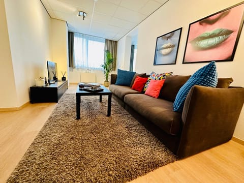 Urbanstay Suites - Grand Place 2 Bd Penthouse Apartment in Brussels