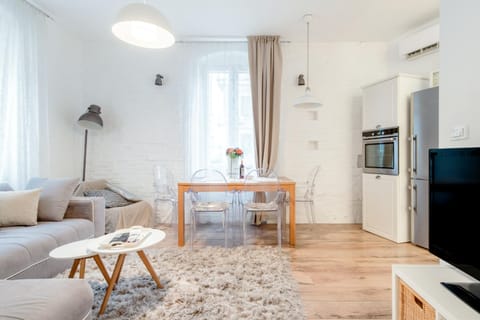 Communal lounge/ TV room, Living room, Seating area