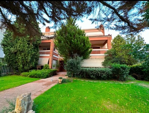 Villa Reina 2 Apartment in Alexandroupoli