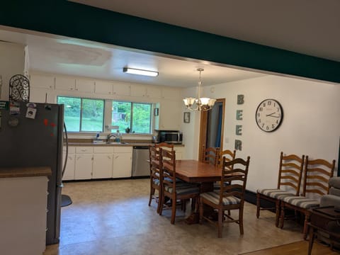 Scenic Solitude House in Shenandoah Valley