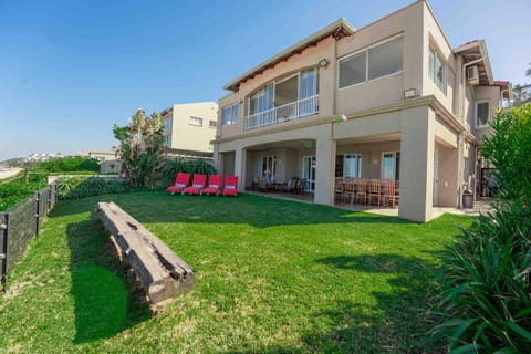 Property building, Garden, Garden view