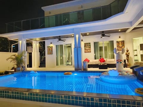 Night, Pool view, Swimming pool, Swimming pool