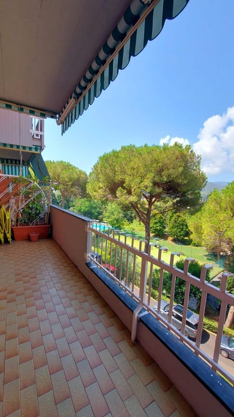 Natural landscape, Balcony/Terrace, Garden view