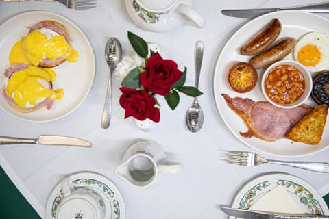 Food and drinks, Food, Breakfast