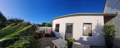 Property building, Garden view