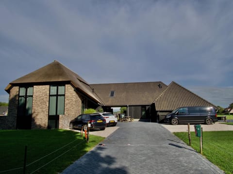 Property building, Parking