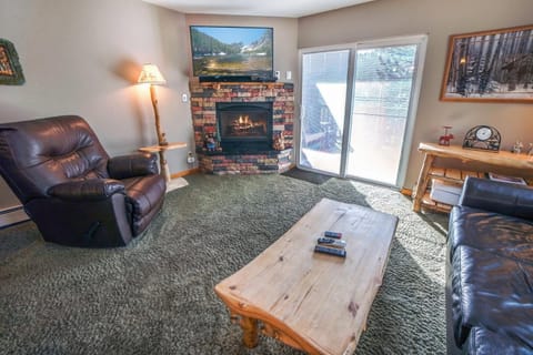 Fawn Valley Inn- 306 apts Apartment in Estes Park