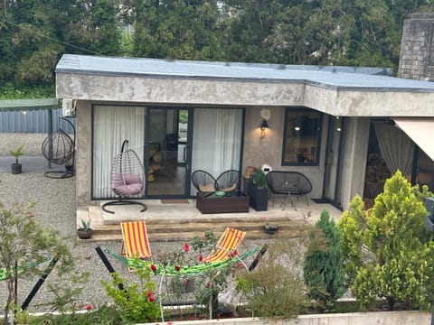 Property building, Patio, Garden, Garden view