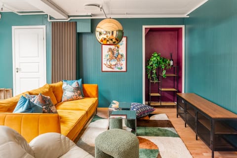 Communal lounge/ TV room, Living room