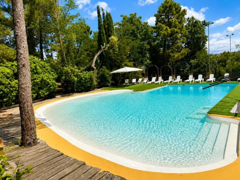 Spring, Natural landscape, Summer, Garden, Pool view, Swimming pool, sunbed
