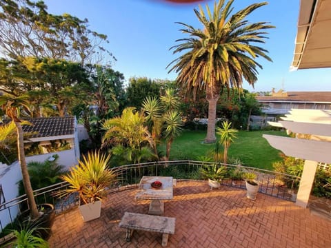 Garden, Garden view