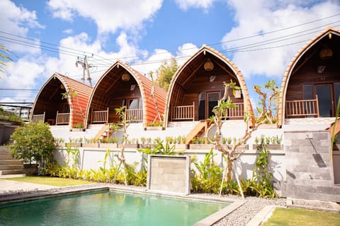 Swimming pool, Public Bath