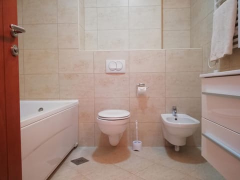 Shower, Toilet, Bathroom, bidet
