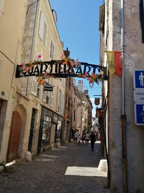 Apptt rénové bien situé parking terrasse vélos Apartment in Blois