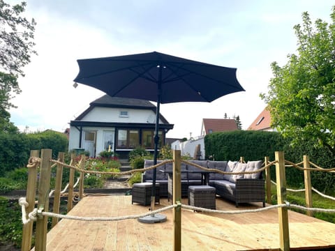 Property building, Garden view