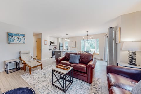 Snow Creek 3 Apartment in Warren