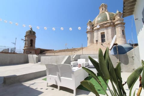 Patio, Balcony/Terrace