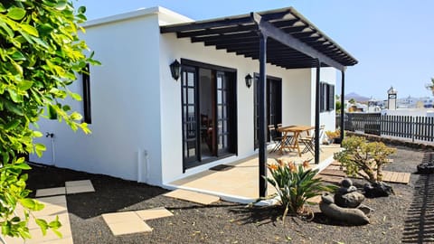 Balcony/Terrace, Garden view