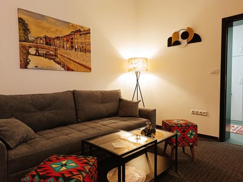 TV and multimedia, Living room, air conditioner
