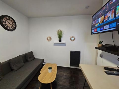 Appartement Proche Metro Paris Apartment in Pantin