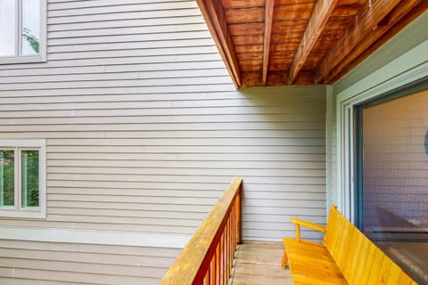 Snow Creek 4 Apartment in Warren