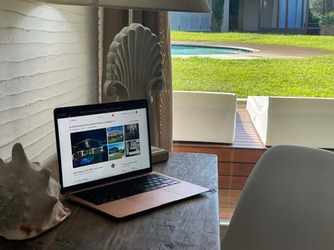 Patio, TV and multimedia, Living room, Seating area, Garden view, Pool view, Swimming pool, sunbed