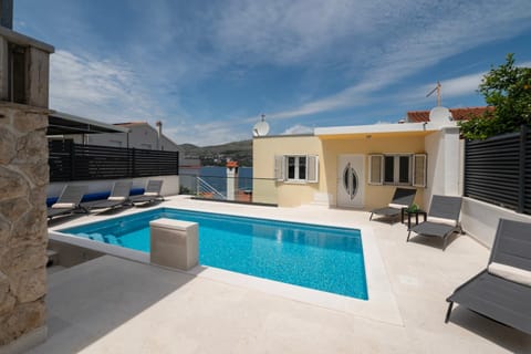 Lavanda Residence with Heated Pool Trogir Split House in Šibenik-Knin County, Croatia