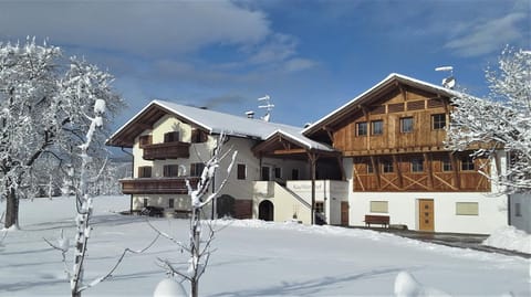 Kachlerhof Farm Stay in Trentino-South Tyrol