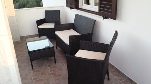 Balcony/Terrace, Seating area
